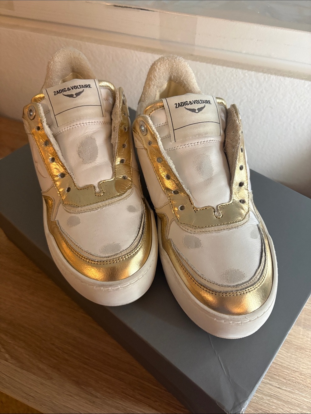 Zadig & Voltaire Women’s Distressed Gold & White Leather Slip On Sneaker Size 37